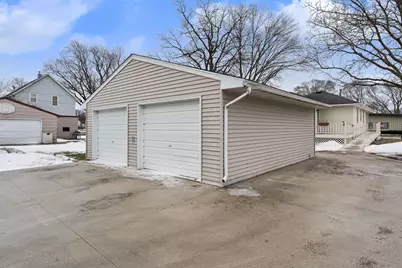 1106 1st Avenue SW, Austin, MN 55912 - Photo 7