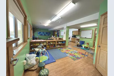 2328 N Hillcrest Parkway, Altoona, WI 54720 - Photo 7