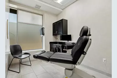 4420 Valley View Road, Edina, MN 55424 - Photo 15