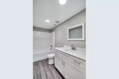 340 N Sibley St #218, Saint Paul, MN 55101 - Photo 5