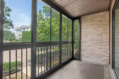 2670 Oxford Street N #230, Roseville, MN 55113 - Photo 5
