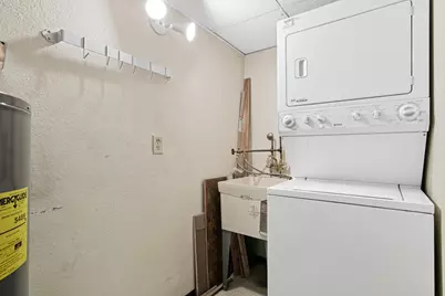 2670 Oxford Street N #230, Roseville, MN 55113 - Photo 9