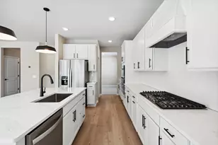 11070 Comstock Ln N, Dayton, MN 55369 - Photo 5