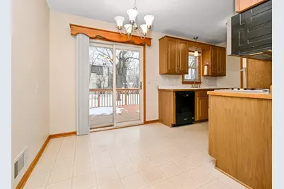 7201 Kentucky Avenue N, Brooklyn Park, MN 55428 - Photo 7