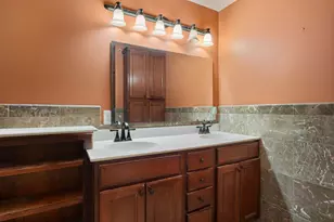 609 4th St NW, Austin, MN 55912 - Photo 27