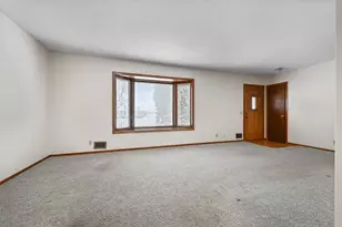 10517 Quebec Ave N, Brooklyn Park, MN 55445 - Photo 7