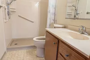 1200 18th Ave NW, Austin, MN 55912 - Photo 17