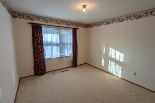 1200 18th Ave NW, Austin, MN 55912 - Photo 11