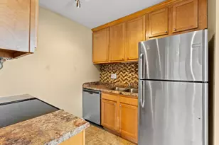 1025 9th Ave SE, Rochester, MN 55904 - Photo 17