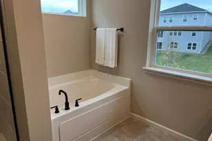 10390 Duval Rd, Woodbury, MN 55129 - Photo 21