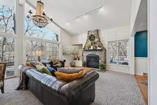 28 Eagle Ridge Rd, North Oaks, MN 55127 - Photo 13