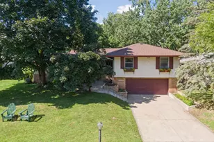 3700 Chowen Curve, Edina, MN 55410 - Photo 61