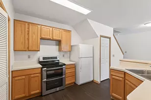 1887 Wildflower Ct, Shoreview, MN 55126 - Photo 7