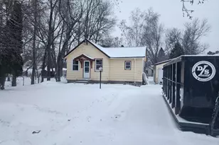 1612 Fairview Ave, Cloquet, MN 55720 - Photo 1