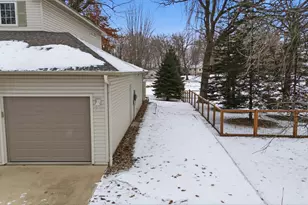 600 Lyman Blvd, Chanhassen, MN 55317 - Photo 13