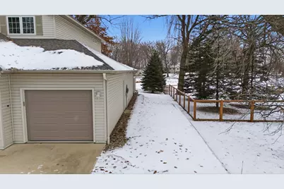 600 Lyman Boulevard, Chanhassen, MN 55317 - Photo 9