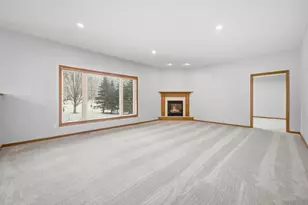 600 Lyman Blvd, Chanhassen, MN 55317 - Photo 7