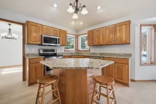 600 Lyman Blvd, Chanhassen, MN 55317 - Photo 7