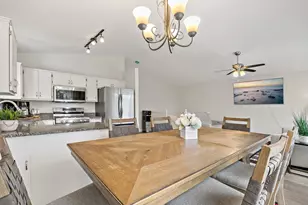 748 Kirche Hill Dr, Carver, MN 55315 - Photo 5