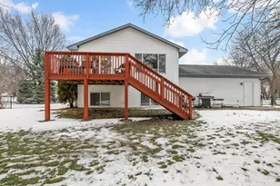 748 Kirche Hill Dr, Carver, MN 55315 - Photo 19