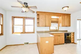 8324 14th Ave S, Bloomington, MN 55425 - Photo 5