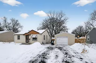 8515 Wentworth Ave S, Bloomington, MN 55420 - Photo 29