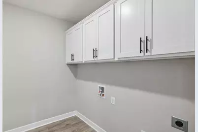 1827 Rainier Drive, Shakopee, MN 55379 - Photo 25