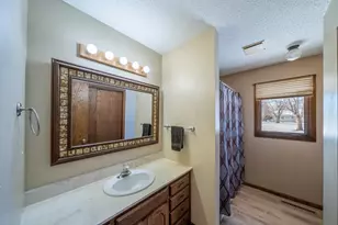 1318 Loring Ave, Detroit Lakes, MN 56501 - Photo 19