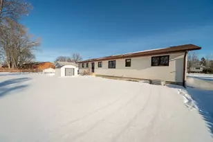 1318 Loring Ave, Detroit Lakes, MN 56501 - Photo 7