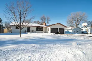 1318 Loring Ave, Detroit Lakes, MN 56501 - Photo 5