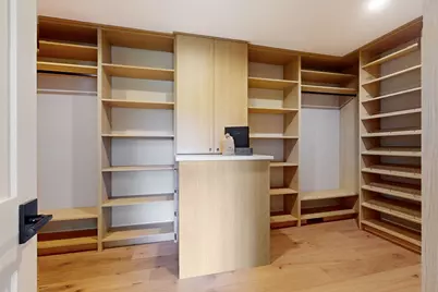 5913 Abbott Avenue S, Edina, MN 55410 - Photo 37