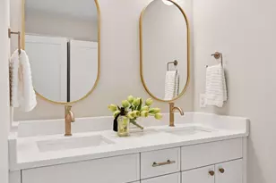 5913 Abbott Ave S, Edina, MN 55410 - Photo 43