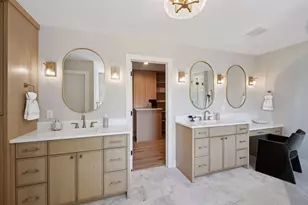 5913 Abbott Ave S, Edina, MN 55410 - Photo 31