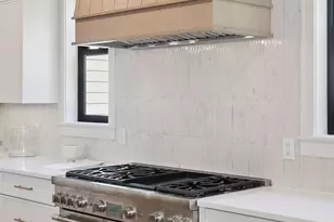 5913 Abbott Ave S, Edina, MN 55410 - Photo 11