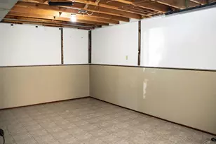 2408 21st Ave SW, Willmar, MN 56201 - Photo 23