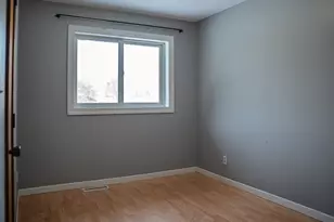 2408 21st Ave SW, Willmar, MN 56201 - Photo 17