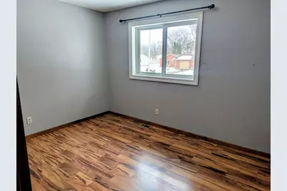 2408 21st Avenue SW, Willmar, MN 56201 - Photo 5