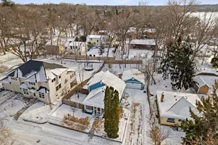 44 Grove St, Mahtomedi, MN 55115 - Photo 5