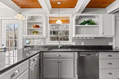 44 Grove Street, Mahtomedi, MN 55115 - Photo 15