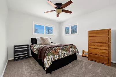 510 Madison Street E, Caledonia, MN 55921 - Photo 11