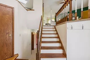 561 Dresden Dr, Chaska, MN 55318 - Photo 5