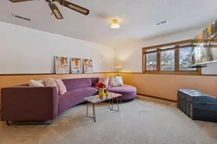 561 Dresden Dr, Chaska, MN 55318 - Photo 27