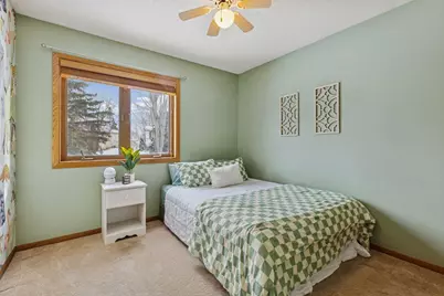 561 Dresden Drive, Chaska, MN 55318 - Photo 21