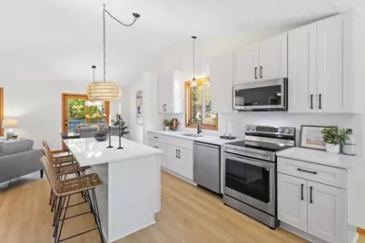 8064 Narcissus Street, Victoria, MN 55386 - Photo 5