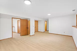 8064 Narcissus St, Victoria, MN 55386 - Photo 15