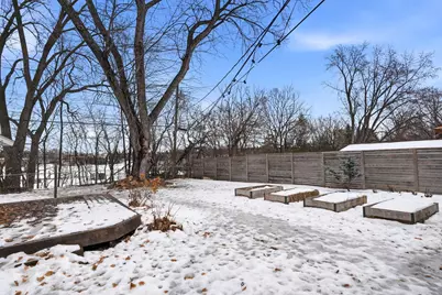 701 Eldridge Avenue W, Roseville, MN 55113 - Photo 31