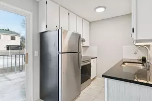 1479 Goodwin Ave N, Oakdale, MN 55128 - Photo 3