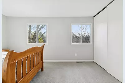 1479 Goodwin Avenue N, Oakdale, MN 55128 - Photo 19