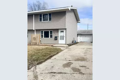 1218 20th Street N, Moorhead, MN 56560 - Photo 1