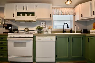 704 1st St E, Milaca, MN 56353 - Photo 11